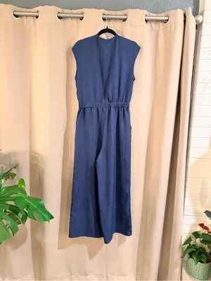 SHEIN Navy Blue Button-Front Jumpsuit thumbnail 3