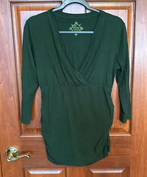 Oh baby, my motherhood green top size L thumbnail 1