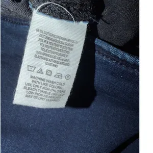 Free People We The Free Pull On Cropped Denim Capri Blue Jeans Size 30 thumbnail 4