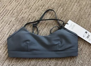 Alo Airlift Intrigue Bra thumbnail 1
