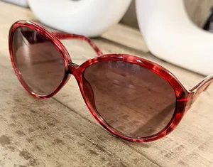 Adrienne Vittadini Red Tortoiseshell Oval Women’s Sunglasses thumbnail 1