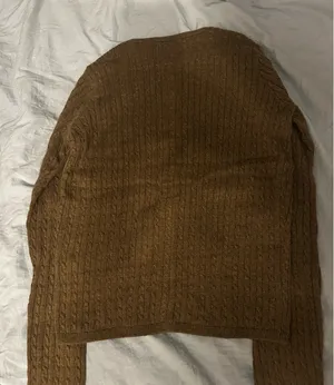 Brandy Melville PacSun Sweater thumbnail 2