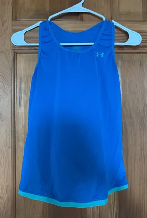 Under Armour Tank thumbnail 1
