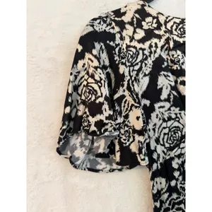 Topshop‎ Women 2 Black White Floral Rose Empire Waist Flutter Sleeve Midi Dress thumbnail 5