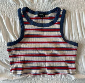 Originality Red, white and blue crop tank thumbnail 1