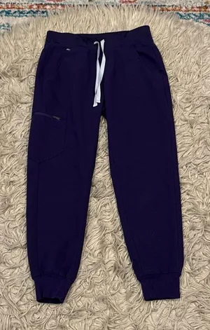 Figs scrub bottoms size XS P purple jam? thumbnail 1