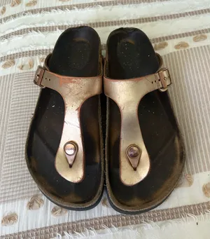 Birkenstock Rose Gold Gizeh platform sandals thumbnail 1