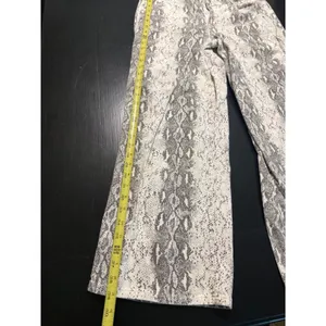 RSQ Womens Snakeskin Print Carpenter‎ Pants Grey White Wide Leg Size 31 thumbnail 2