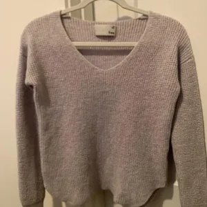 Wilfred Free Sweater thumbnail 2