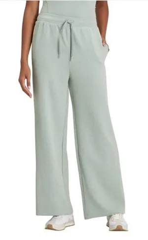 NWT All in Motion Womens Sage Airy Sleek High Rise Wide Leg Ribbed Pant XS thumbnail 1