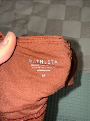 Athleta Elation V-Neck Crop size‎ M thumbnail 4