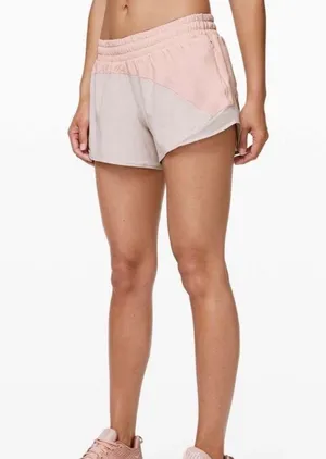 Lululemon Hotty Hot Shorts Butter Pink / Light Chrome Size 4 thumbnail 4