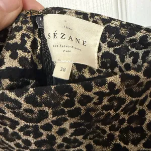 Sezane | Sézane | Jupe Calvi / Calvi Mini Skirt | Leopard Marron Dore | Fr Sz 38 thumbnail 4