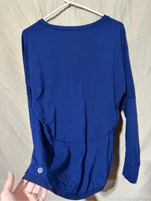 Lululemon long sleeve thumbnail 2
