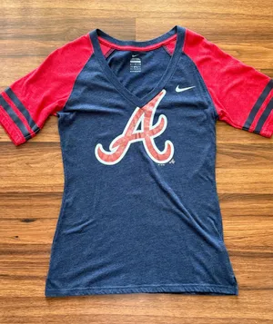 Atlanta Braves Nike V-Neck thumbnail 1