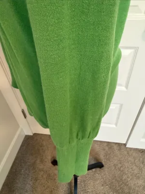 Loft| Green Scoop Neck Lightweight Long Sleeve Sweater with ribbed accents thumbnail 6