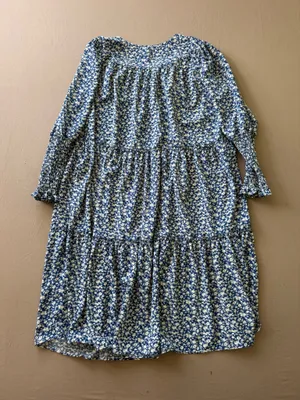 Prato Ditsy Floral Tiered Midi Peasant Dress thumbnail 2