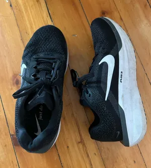 Nike Winflo 11 Road Running Shoes black 8 women’s thumbnail 1