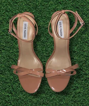 Steve Madden Bradshaw Bow Heels thumbnail 1