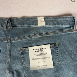 Good American Good Curve Bootcut Jeans Women's 30 Plus Light Wash High Rise NWOT thumbnail 3