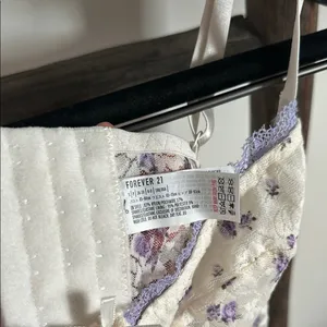 Forever 21 Ditsy Floral Lace Underwire Bra Small White & Purple NEW thumbnail 4