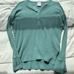 green aerie long sleeve thumbnail 1