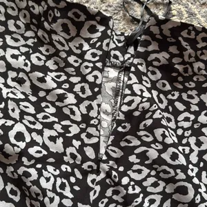 SHEIN Women's Boho Print Thigh High Waist A Line Split Midi Skirt Size 4 thumbnail 4