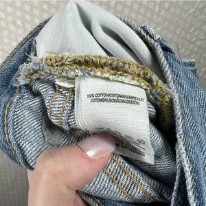 Free People We The Free Women Jeans Sz 27 Distressed Maggie High Rise Button Fly thumbnail 6