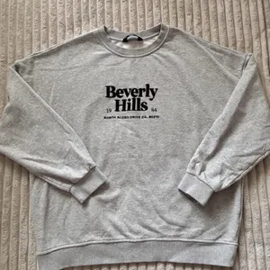 F&F Light Gray Women's Sweatshirt thumbnail 1