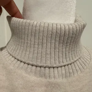 Zara Women's Beige Sleeveless Turtleneck Sweater Size S thumbnail 4