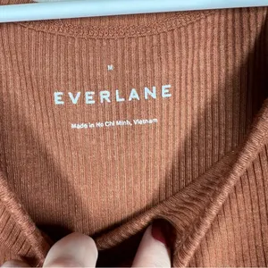 Everlane Women Bodysuit Sz M‎ Orange Ribbed Short Sleeve Tencel Classic Staple thumbnail 2