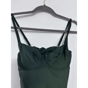 Net Quince Palm Green Italian Underwire One-Piece Swimsuit Size Small thumbnail 5