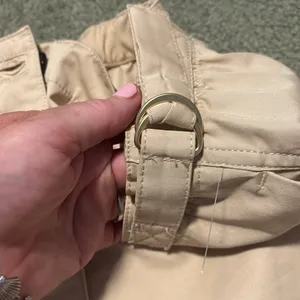 Zara beige hi waist adjustable flat front Shorts thumbnail 12
