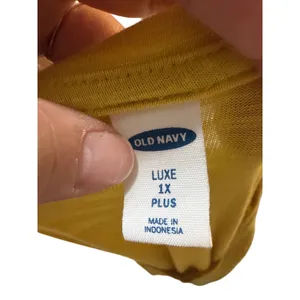 Old Navy mustard Yellow V-Neck top Size 1X‎ thumbnail 4