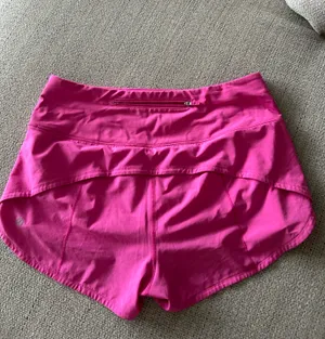 Lululemon Speed Shorts 2.5" thumbnail 2