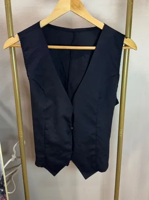 Size M Black Wrap Vest Top | Sleeveless | Tie Waist thumbnail 1