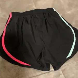 NIKE DRI-FIT SHORTS thumbnail 5