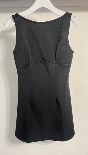 FINAL PRICE Never Worn Chic Black Dress thumbnail 1