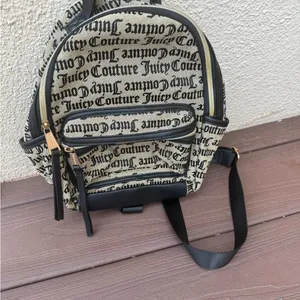 Juicy Couture Black and Cream Logo Backpack thumbnail 8