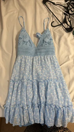 Blue dress Size M thumbnail 1