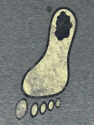 University of North Carolina Tar Heels Logo Shirt thumbnail 4