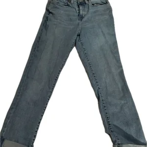 Signature by Levi Strauss Boyfriend Jeans Women’s Size 8 W29 Light Wash Denim thumbnail 5