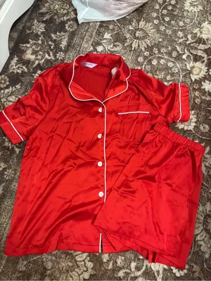 Red Satin Short-Sleeve Pajama Set with White Piping thumbnail 2