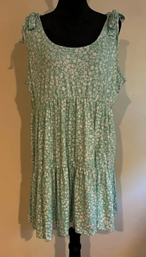 EUC Haptics by Holly Harper Mint Green & White Floral Tie Babydoll dress size 1X thumbnail 1