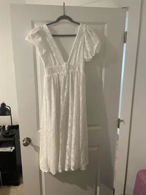 Lace White Open Back Dress Size M thumbnail 3