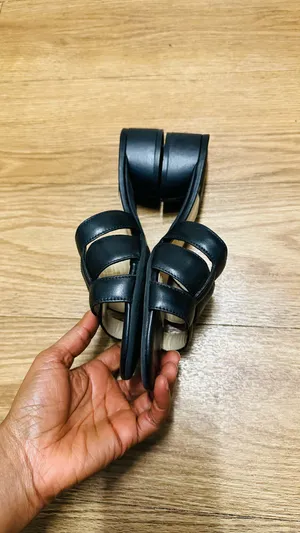Alex Marie Eriser Black Leather Slide Sandals Block Heel Size 9M Made in Brazil thumbnail 3