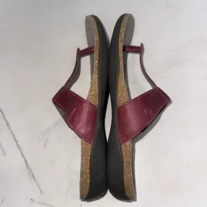 KEEN Dauntless Posted Burgundy Leather Slip On Thong Flip Flop Sandals Women 8.5 thumbnail 7