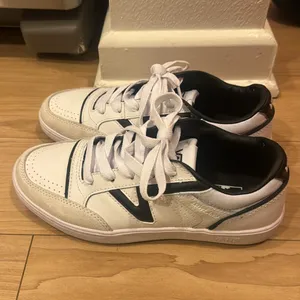 Vans comfy sneakers thumbnail 3