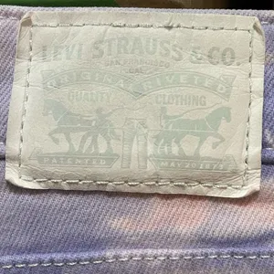 Levi’s 721 high rise skinny ankle size 28 pink purple tie dye. thumbnail 6