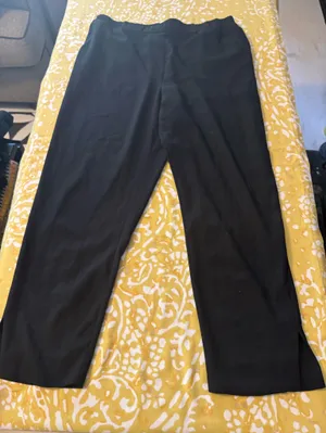 Anthropologie Black Cropped Straight-Leg Pants thumbnail 1